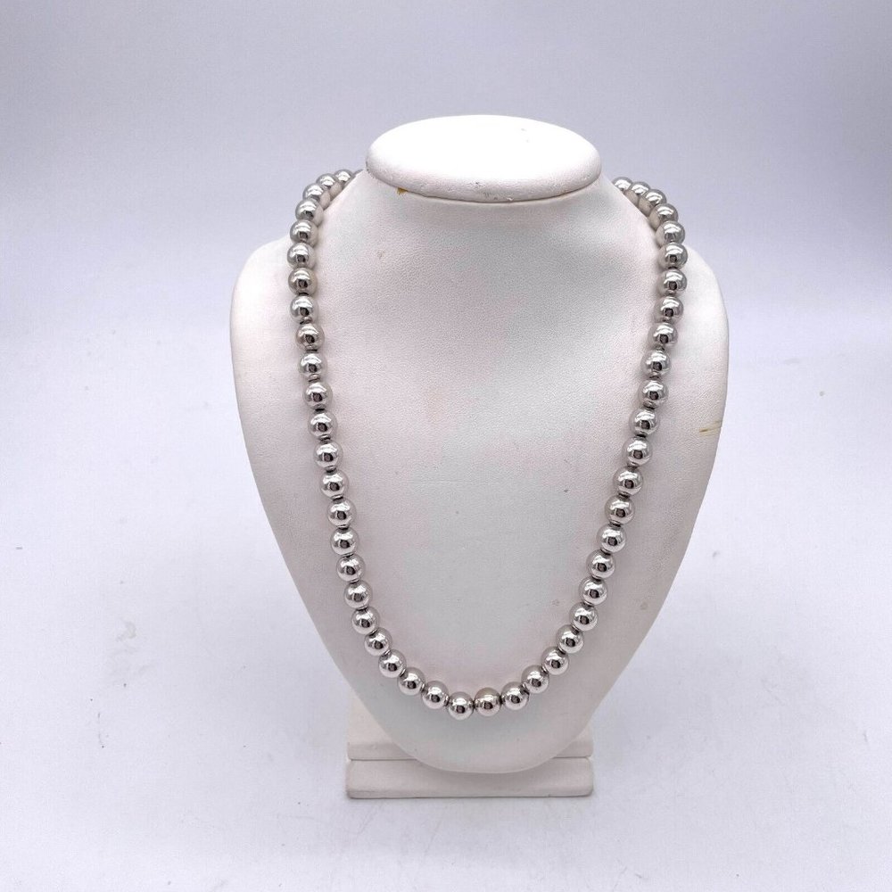 Napier Ball Beaded Necklace Silver Tone Spring Closure Signed
